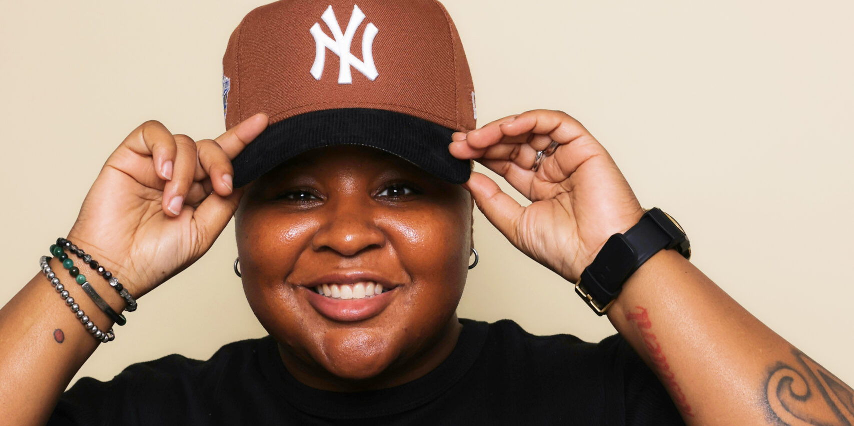 Tee Sanders promotional image