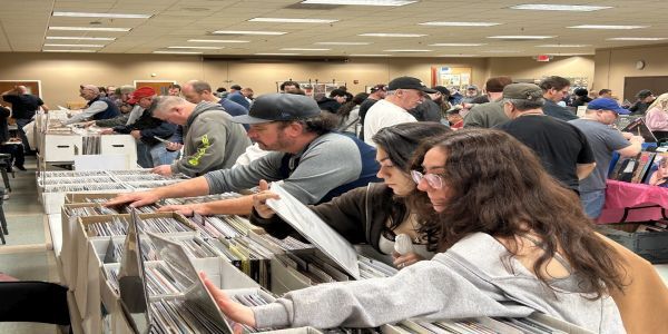The Reading Record Riot! Over 10,000 vinyl records for sale in the Berkshire Mall! Sunday Sept 20th! promotional image