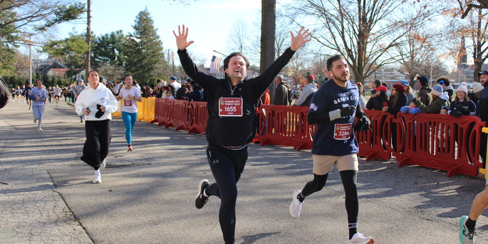 Garden City Turkey Trot 5M promotional image