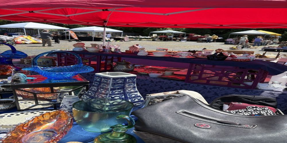 Mt. Vernon Vintage Antique and Artisan Market promotional image