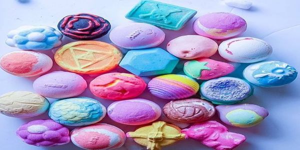 Handmade Days at Lush are at Chandler Fashion Center Saturdays in September promotional image