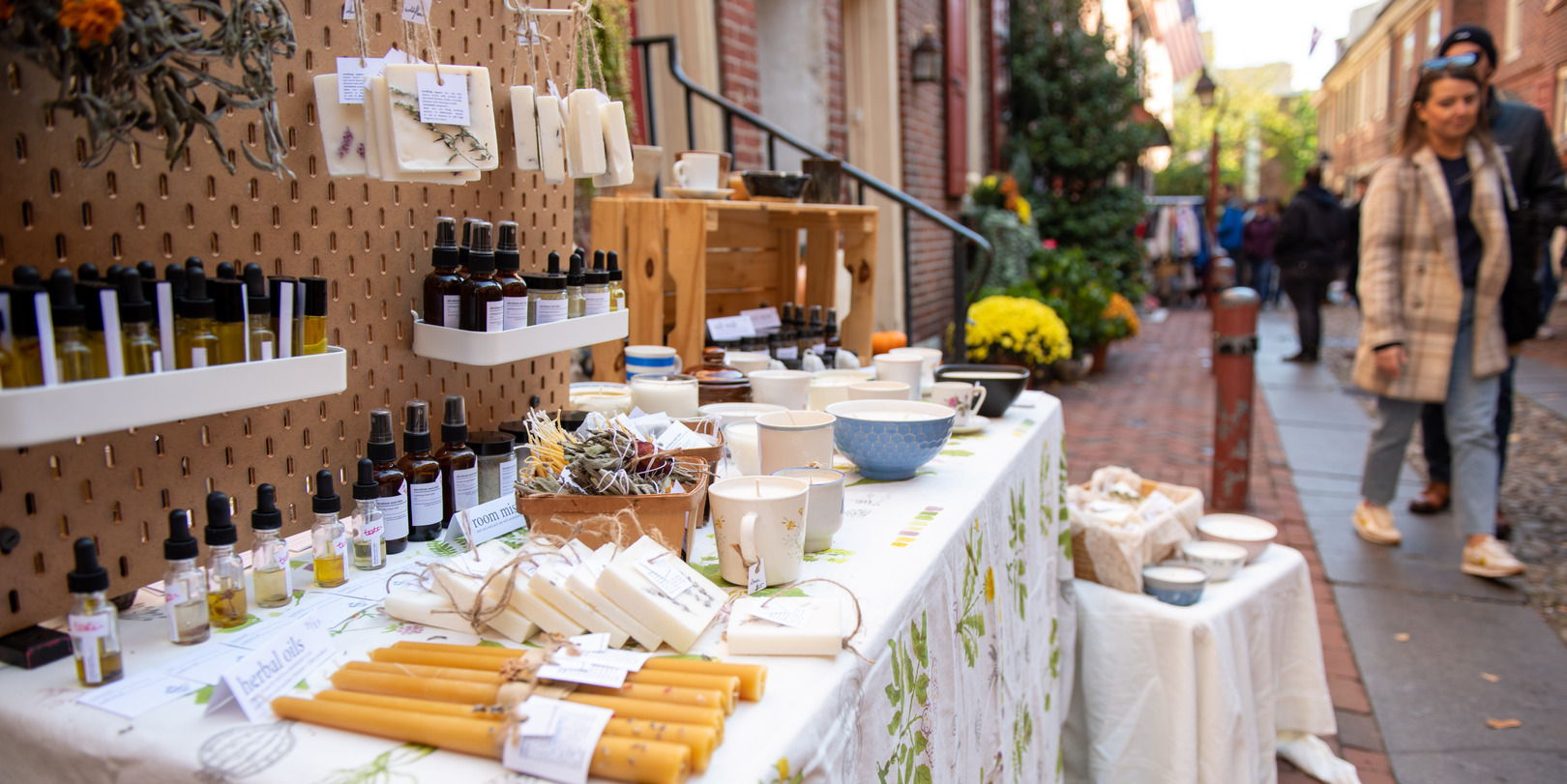 Elfreth's Alley Fall Makers Market promotional image