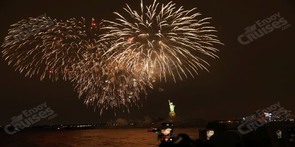 All That Glitters New Year's Eve All Ages Fireworks Cruise 2027 | Statue of Liberty, Brooklyn Bridge promotional image